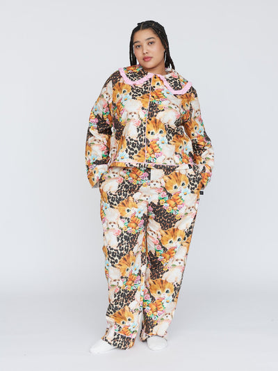 model:Zaynab wears size XXL and is 5’8”