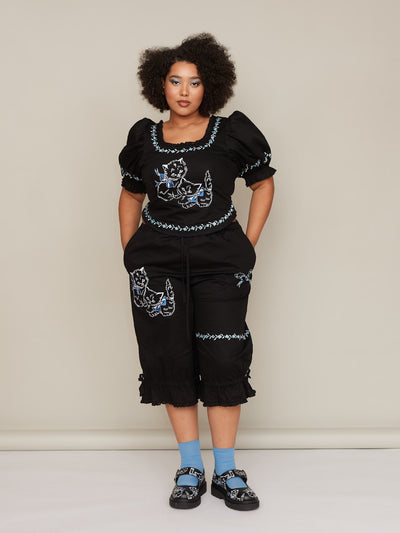 model:Zaynab wears size XXL and is 5’8”, collection-curve