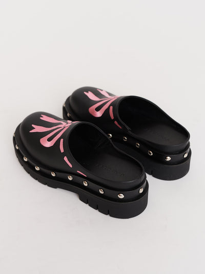 Black Pretty Tough Clogs