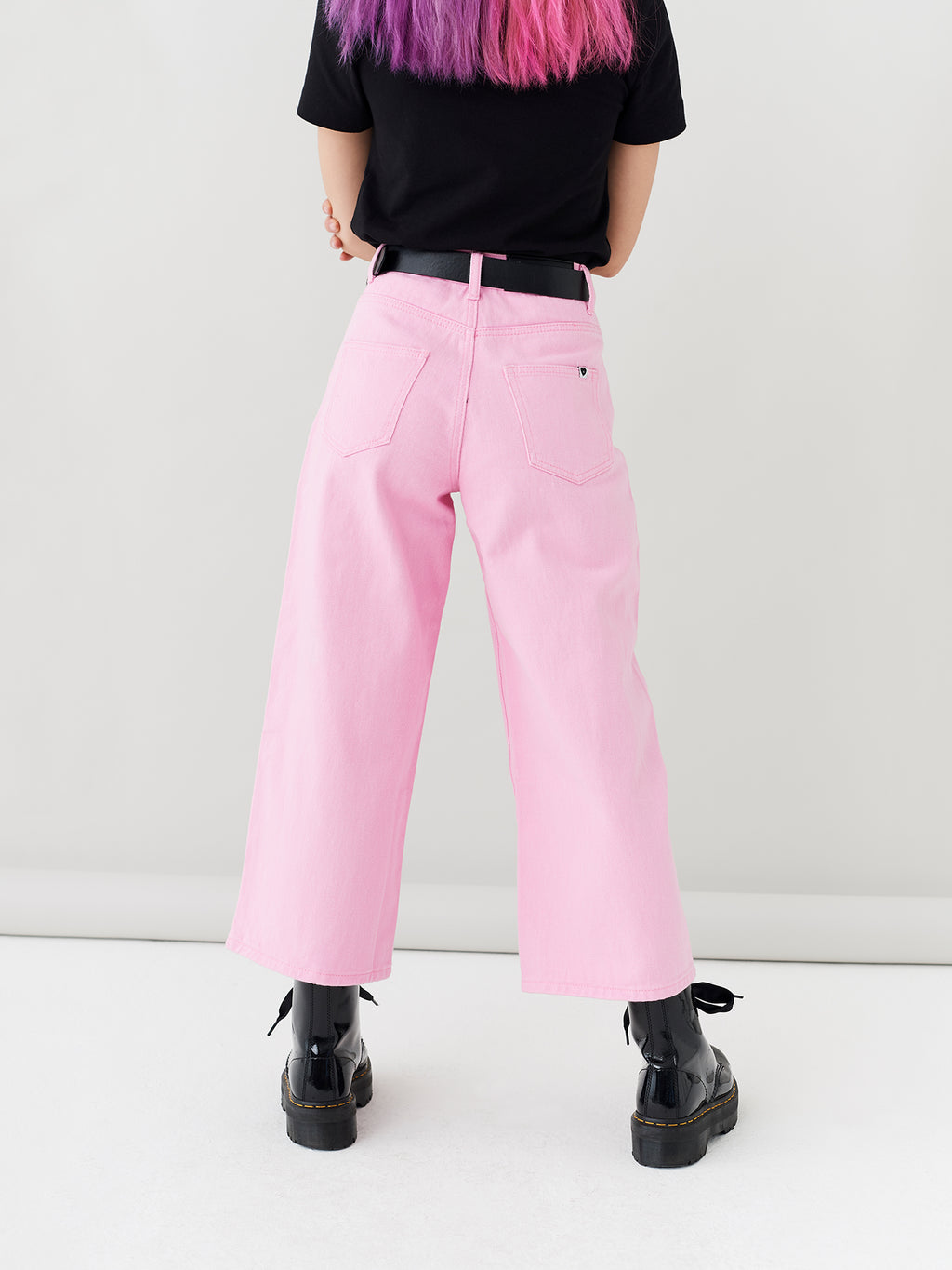 LO Cropped Wide Leg Jeans - Pink