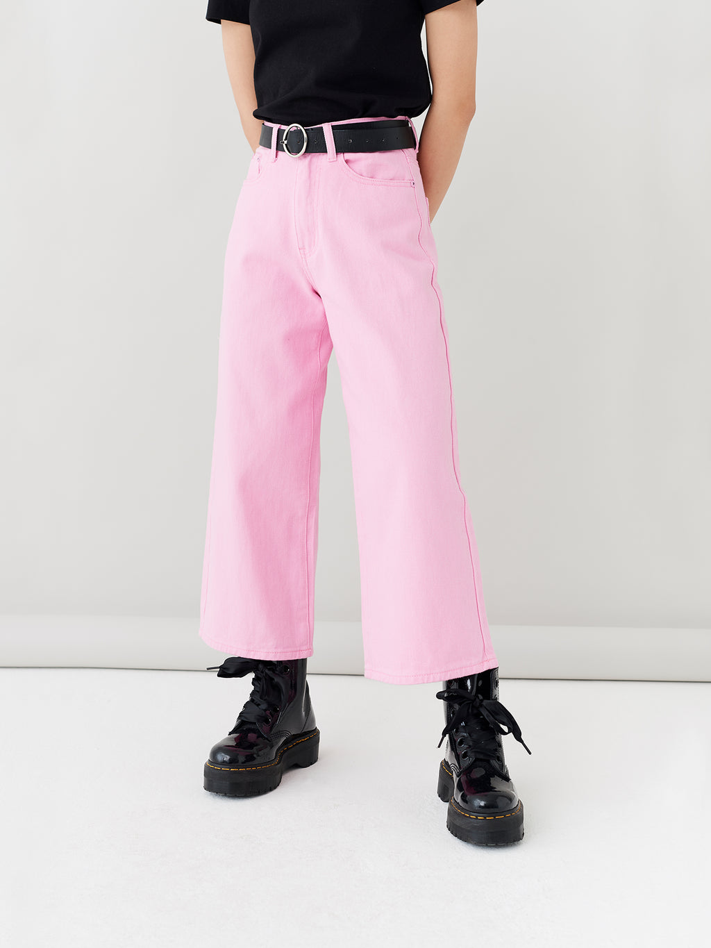 LO Cropped Wide Leg Jeans - Pink