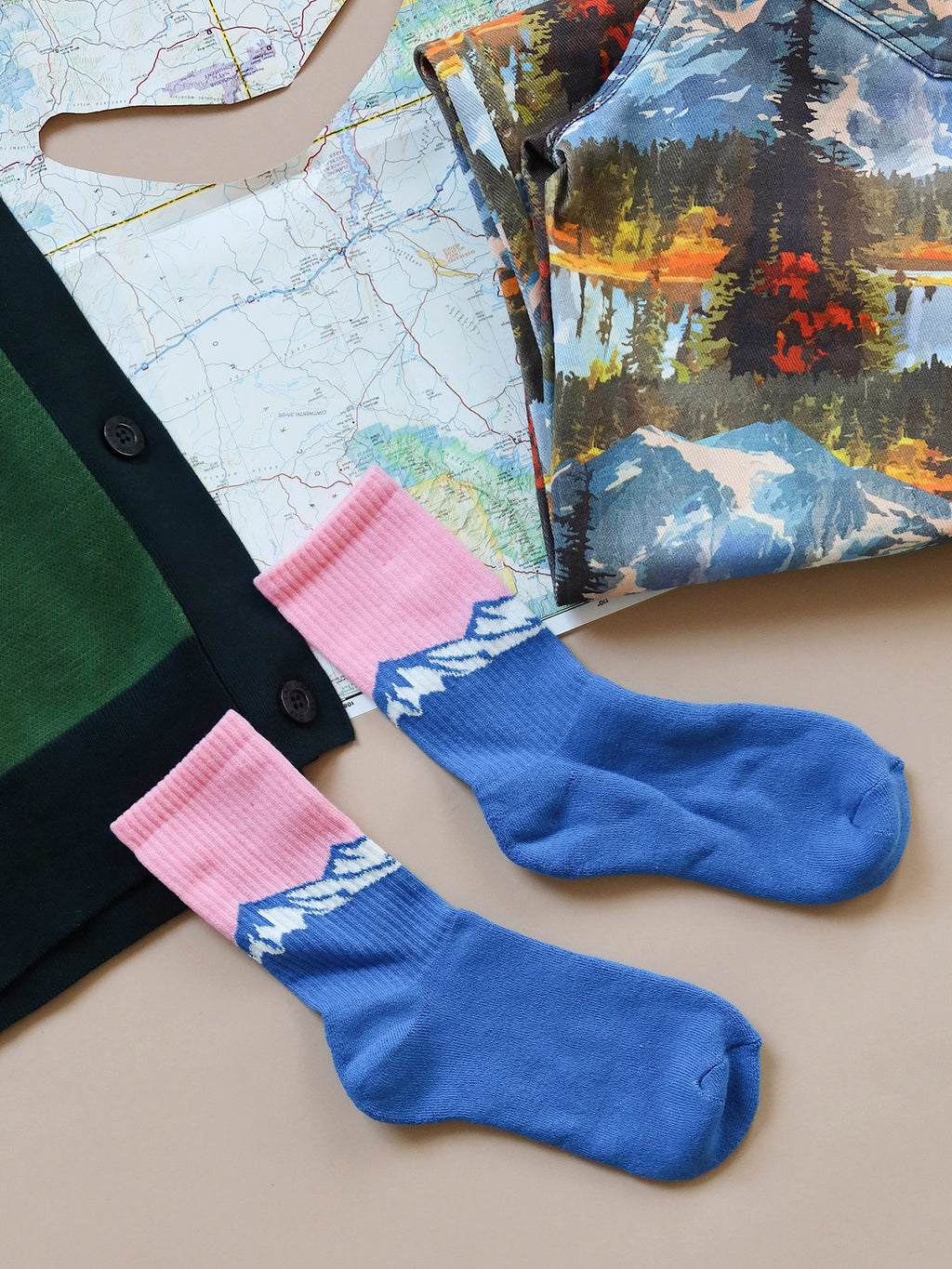 Lazy Oaf Snow Mountain Socks